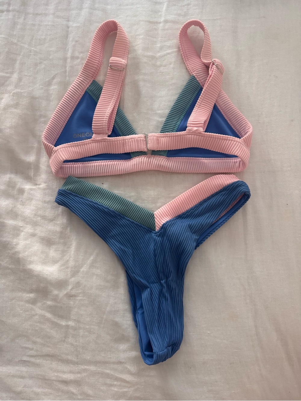 Blue & Pink Colorblock Ribbed Bikini Set - Picture 2 of 4